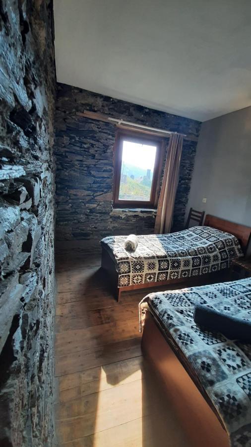 Guesthouse SVANURI SAKHLI Ushguli Eksteriør billede